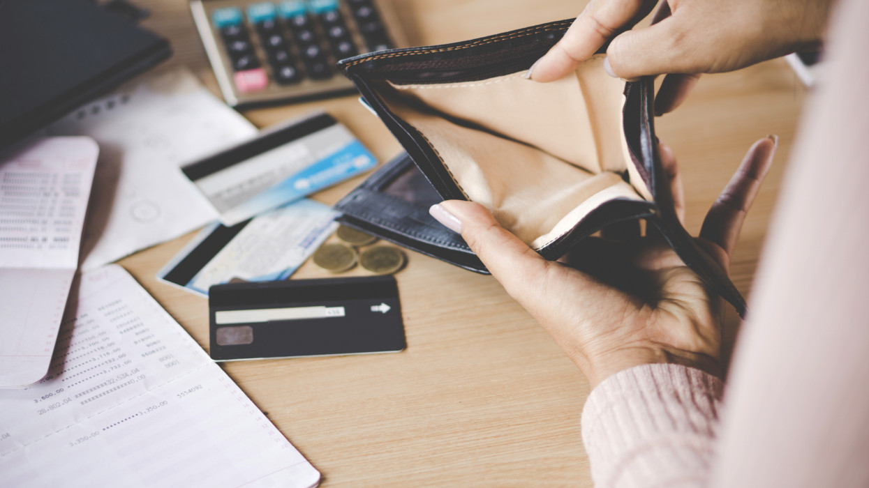 Kiderült az EU mesterterve: így alakítanák át a magyar minimálbért