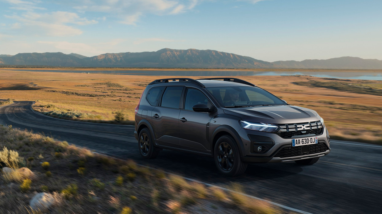 Súlyos árcédulát kapott az új családi Dacia: így is sokak kedvence lesz?
