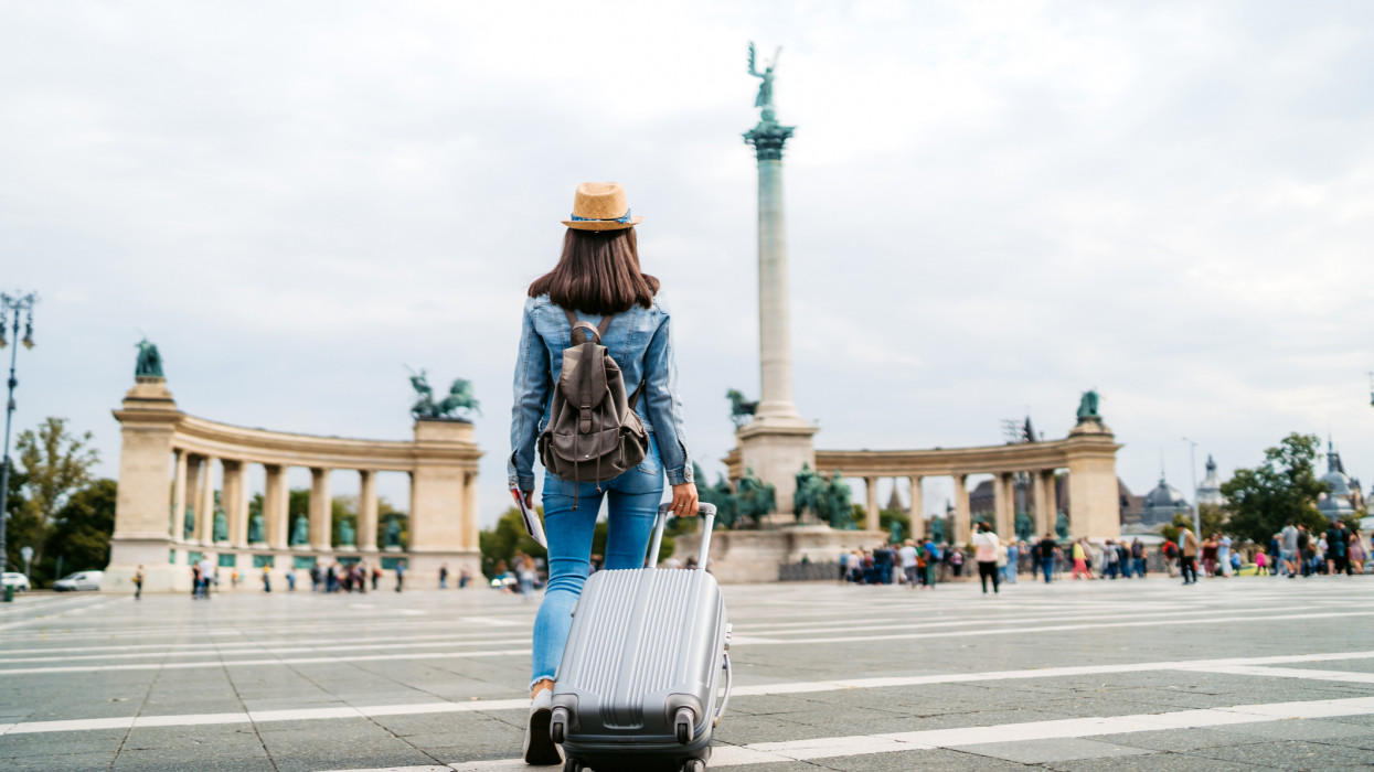 Brutál árakkal indít 2023 a turizmusban: le kell mondanunk a jó árú pihenésről?