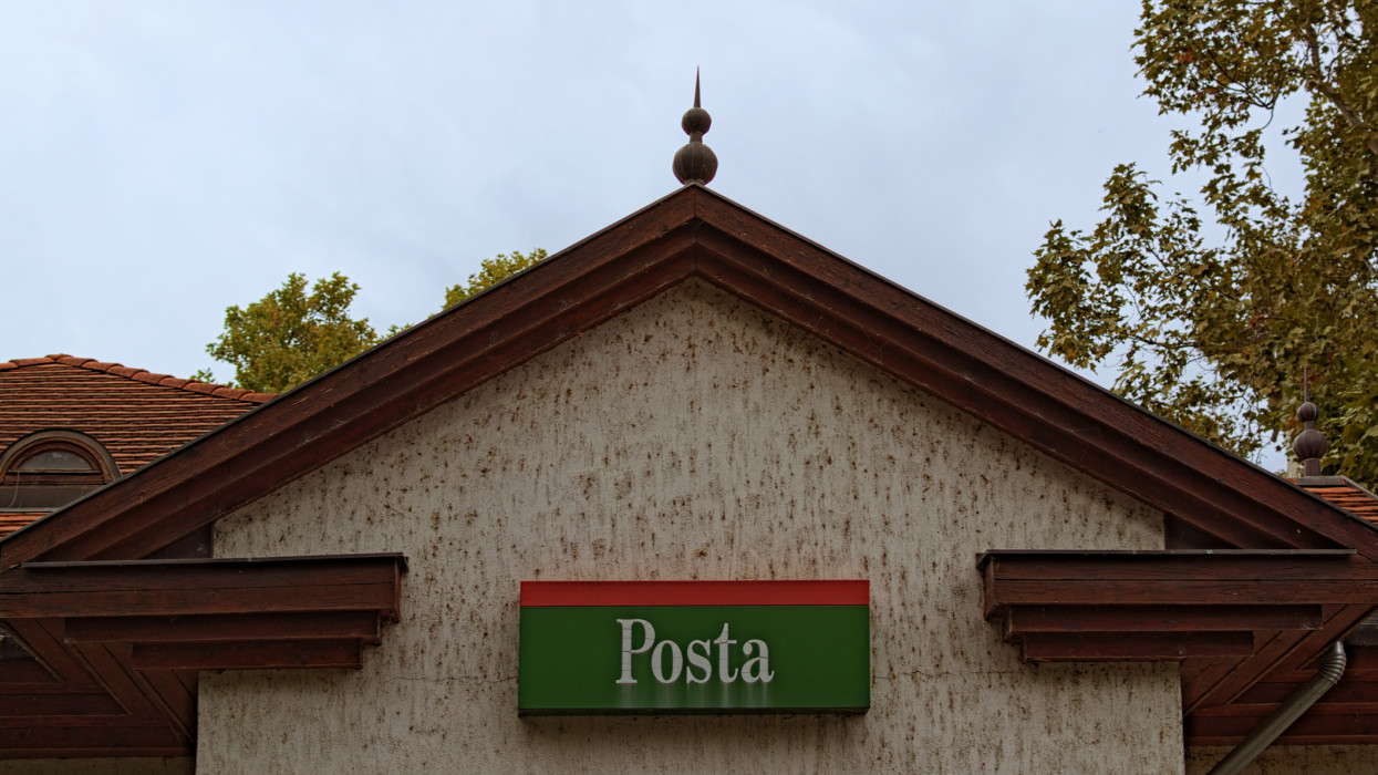 Betelt a pohár az állami dolgozóknál: újabb bértárgyalást követelnek