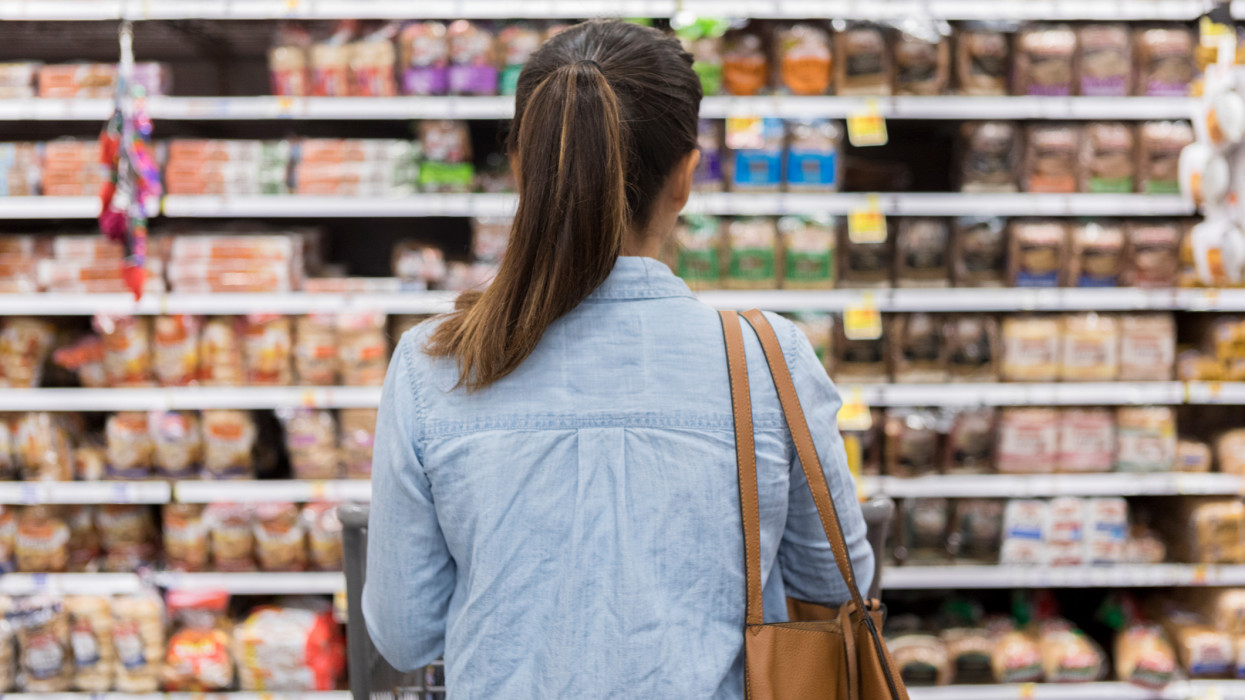 Ezeket az árukat veszi most mindenki a Lidlben, Aldiban, Tescóban: húsvétra teljesen kifogyhat a készlet